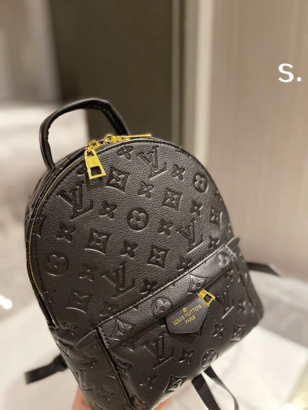 LC309 - Louis Vuitton Women's Fashion Bag