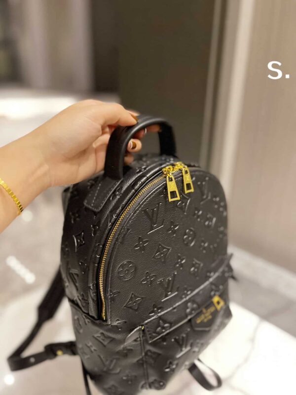 LC309 - Louis Vuitton Women's Fashion Bag