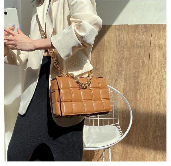 LC31 - WOMEN'S FASHION BAG.