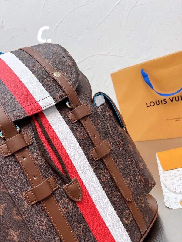 LC311 - Louis Vuitton Women's Fashion Bag