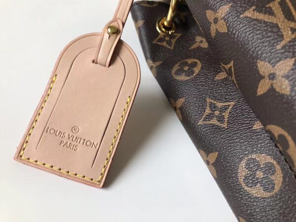 LC314 - Louis Vuitton Women's Fashion Bag
