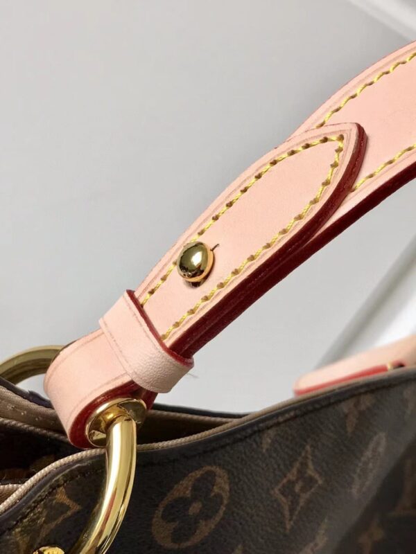 LC314 - Louis Vuitton Women's Fashion Bag