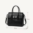 LC33 - Women's Fashion Bag.