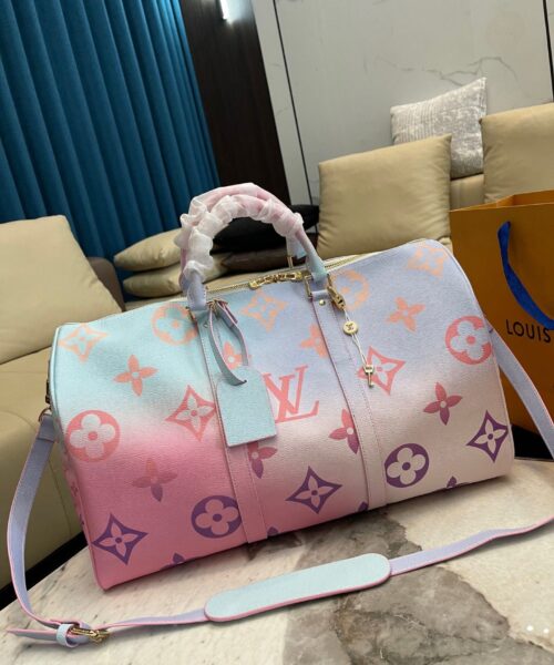 LC341 - Louis Vuitton Women's Fashion Bag