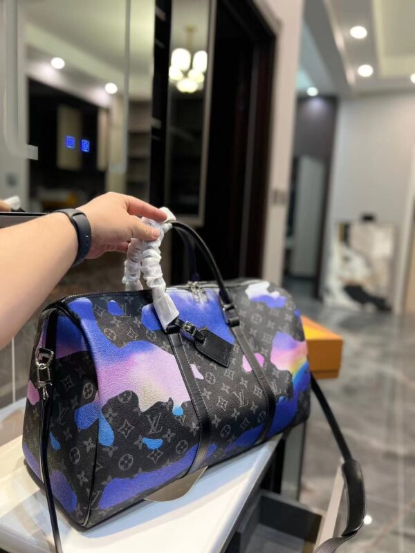 LC341 - Louis Vuitton Women's Fashion Bag