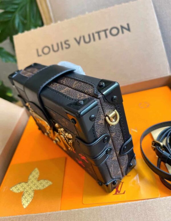 LC345 - Louis Vuitton Women's Fashion Bag
