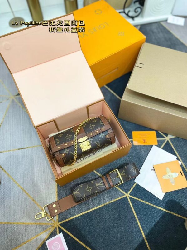 LC347 - Louis Vuitton Women's Fashion Bag