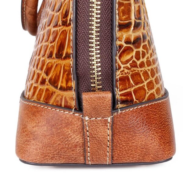 LC35 - Women's Fashion Bag.