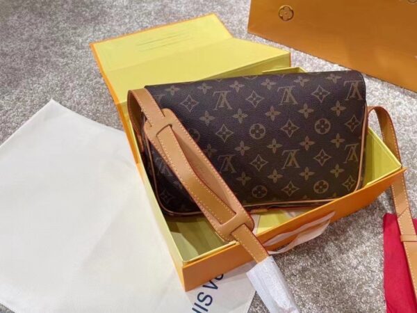 LC4082 - Louis Vuitton Women's Fashion Bag