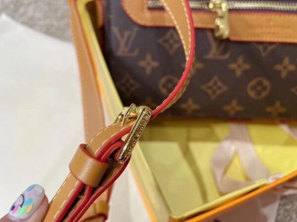 LC4082 - Louis Vuitton Women's Fashion Bag