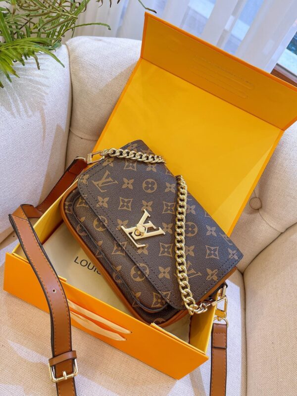 LC4084 - Louis Vuitton Women's Fashion Bag