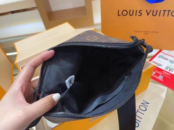 LC4090 - Louis Vuitton Women's Fashion Bag