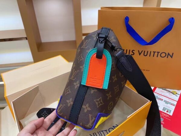 LC4090 - Louis Vuitton Women's Fashion Bag