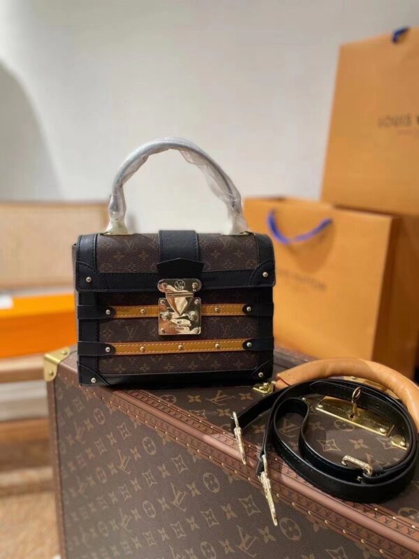 LC4098 - Louis Vuitton Women's Fashion Bag