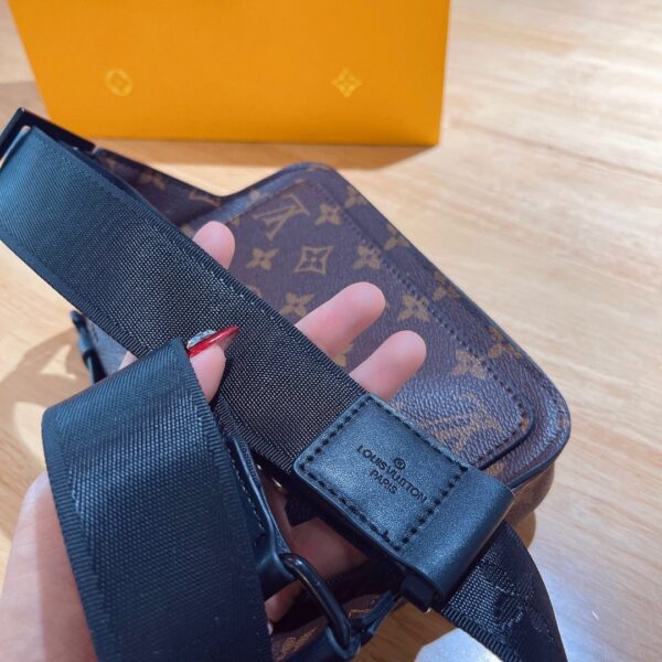 LC4099 - Louis Vuitton Women's Fashion Bag
