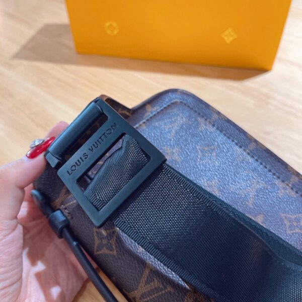 LC4099 - Louis Vuitton Women's Fashion Bag