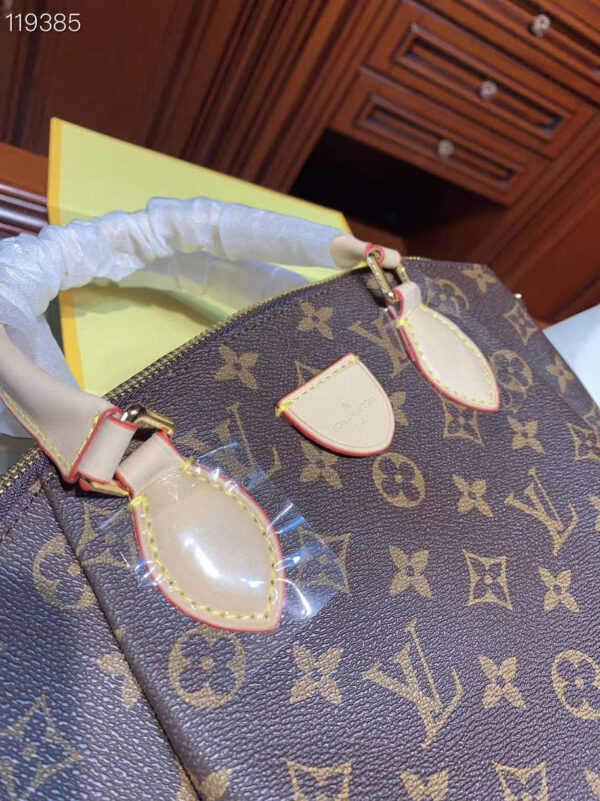 LC41 - Louis Vuitton Women's Fashion Bag