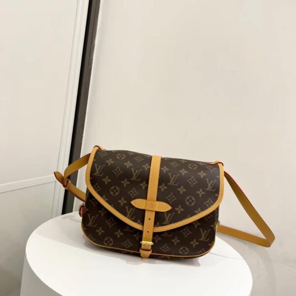 LC4101 - Louis Vuitton Women's Fashion Bag