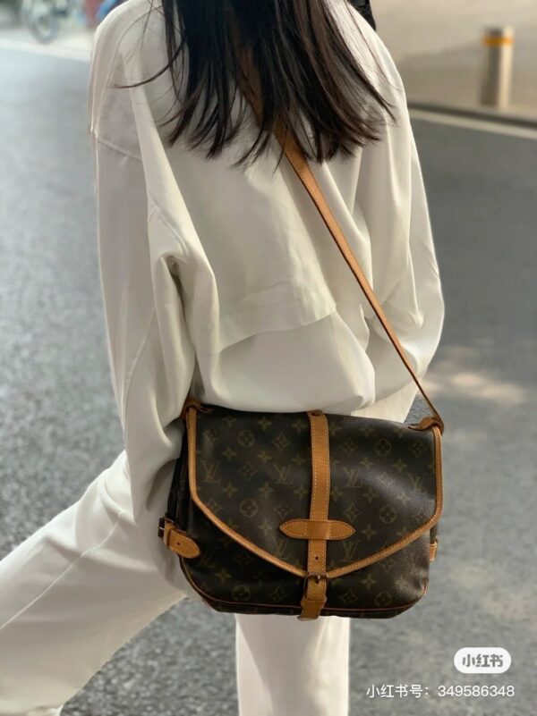 LC4101 - Louis Vuitton Women's Fashion Bag