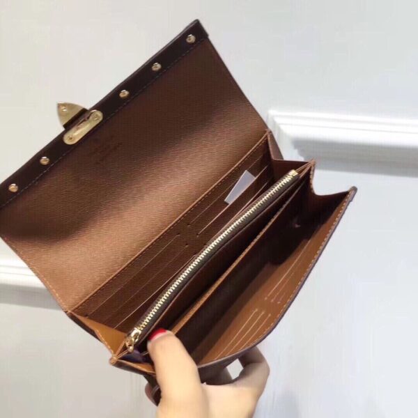 LC48 - Louis Vuitton Women's Fashion Bag