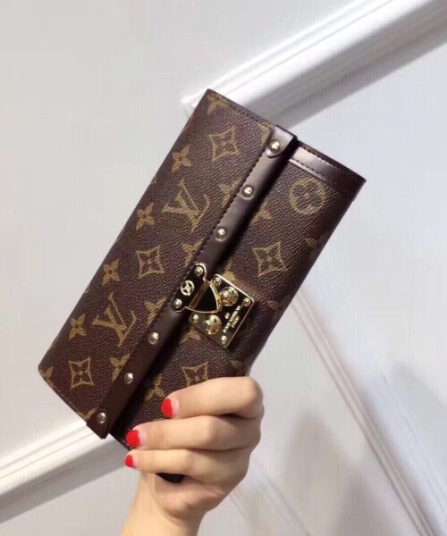 LC48 - Louis Vuitton Women's Fashion Bag