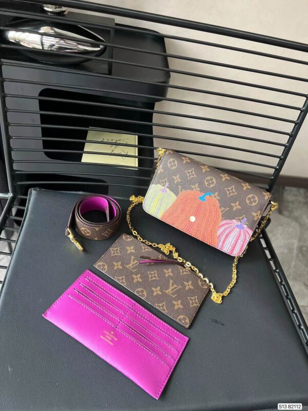 LC570 – Women’s Fashion Bag