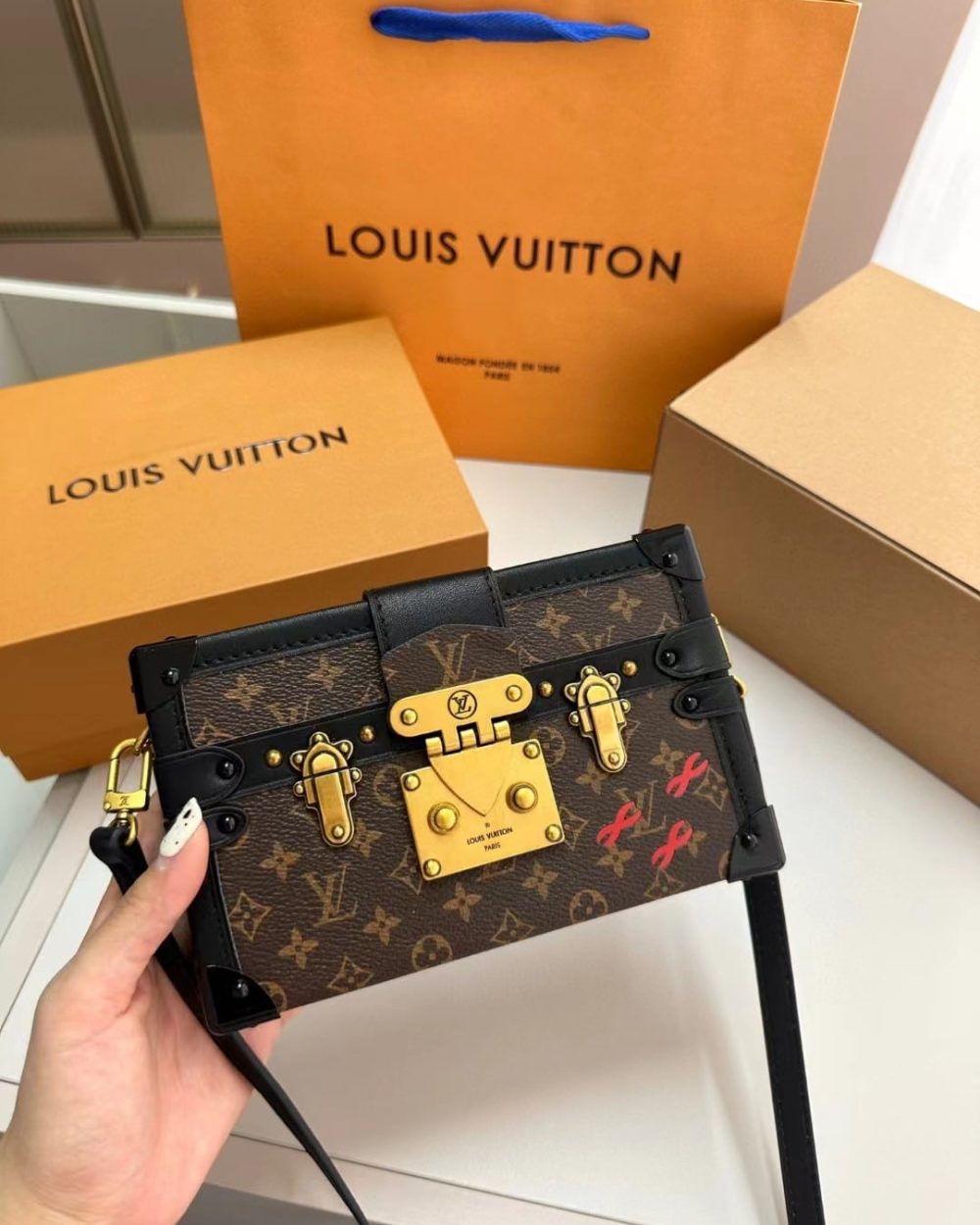 LC572 – Women’s Fashion Bag