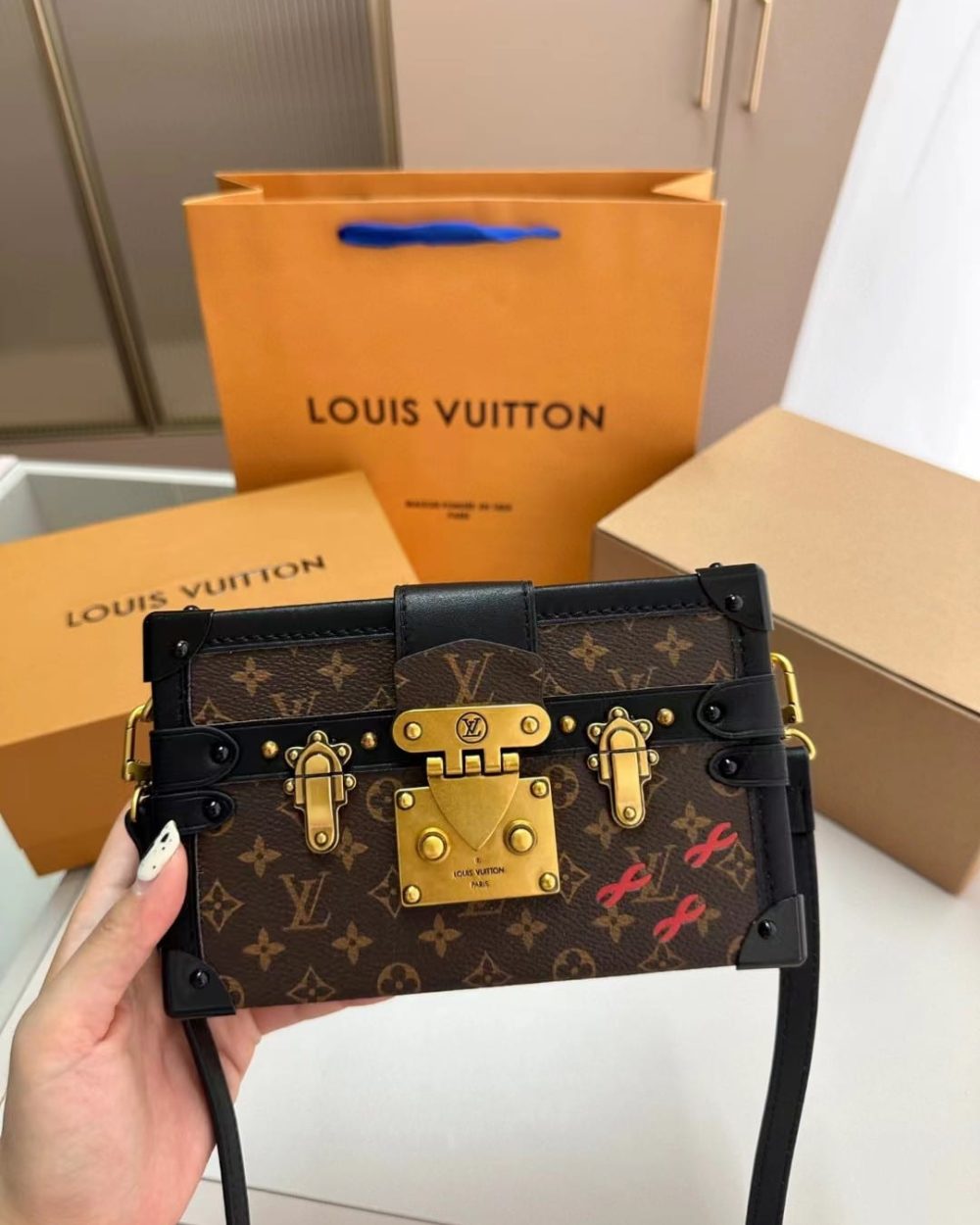 LC572 – Women’s Fashion Bag