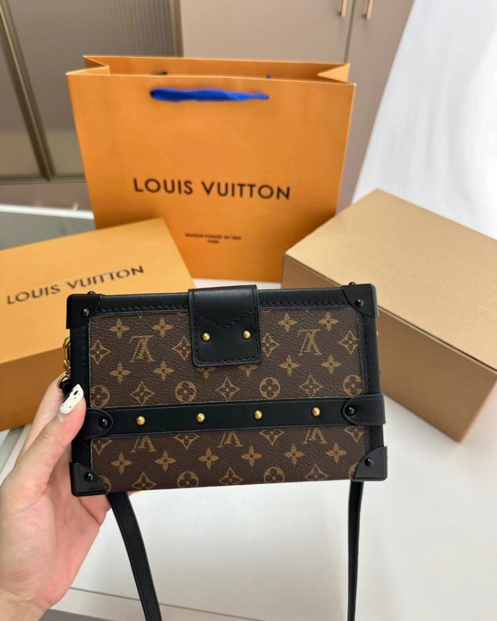 LC572 – Women’s Fashion Bag