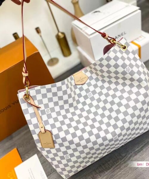 LC573 – Women’s Fashion Bag