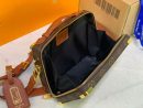 LC62 - Louis Vuitton Women’s Fashion Bag