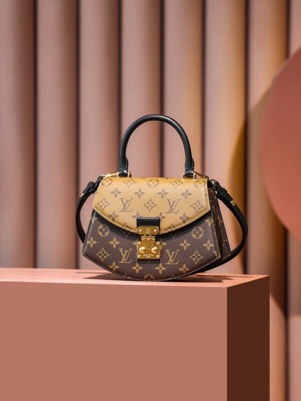 LC708 – Louis Vuitton ???????????????????????????? M46548 Size 24 cm Top Quality