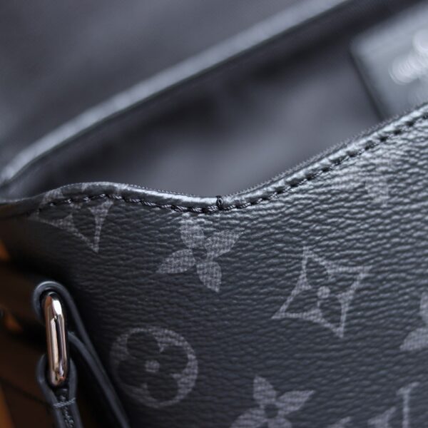 LC709 – Louis Vuitton ???????????????????????????????? M44000 Size 25 cm Top Quality