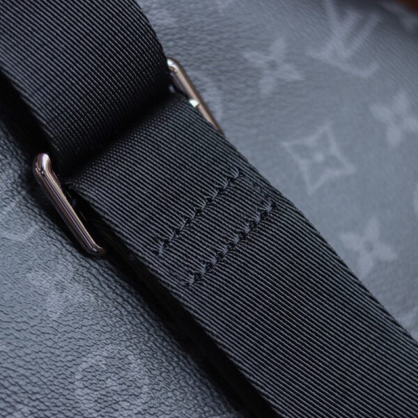 LC709 – Louis Vuitton ???????????????????????????????? M44000 Size 25 cm Top Quality