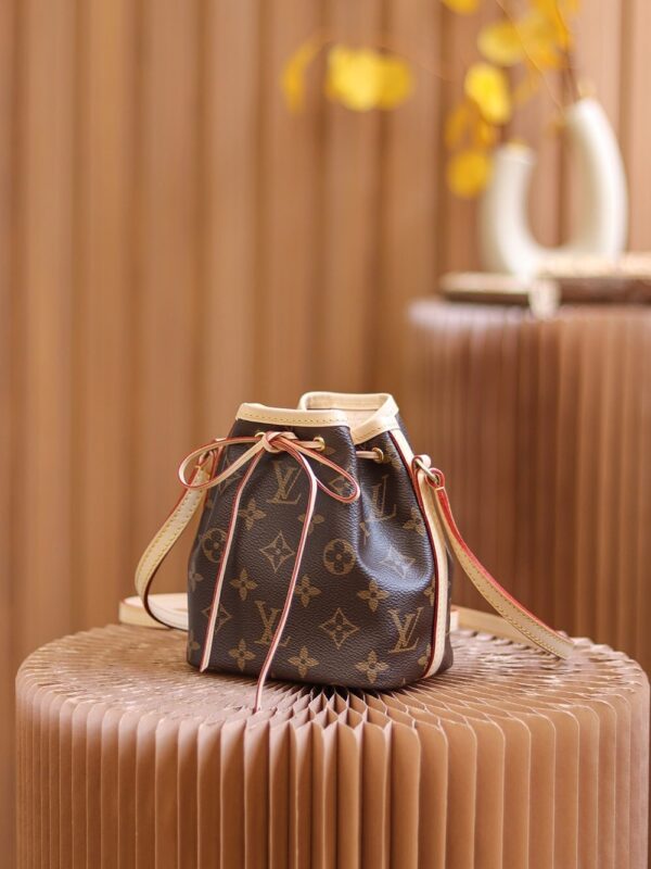 LC710 – Louis Vuitton ???????????????? M41346 Top Quality