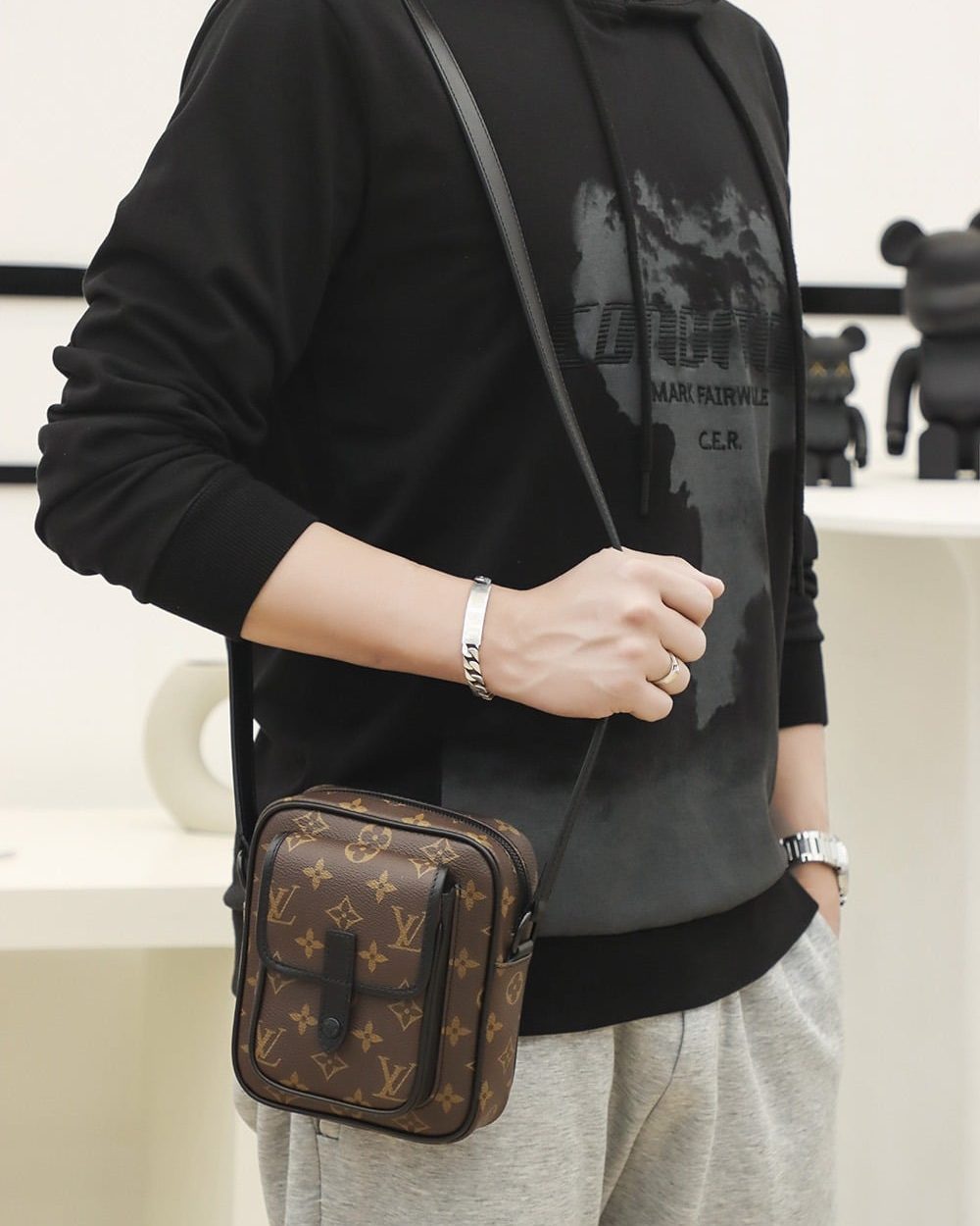 LC711 – Louis Vuitton ??????????? M69404 Top Quality