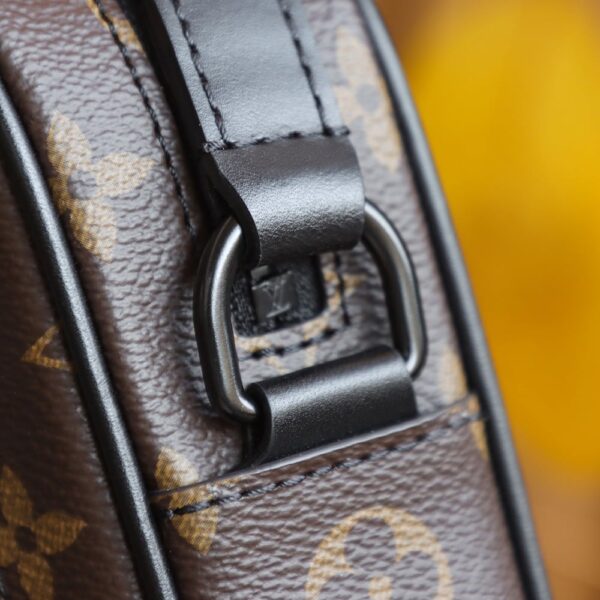LC711 – Louis Vuitton ???????????????????????????????????????????? M69404 Top Quality