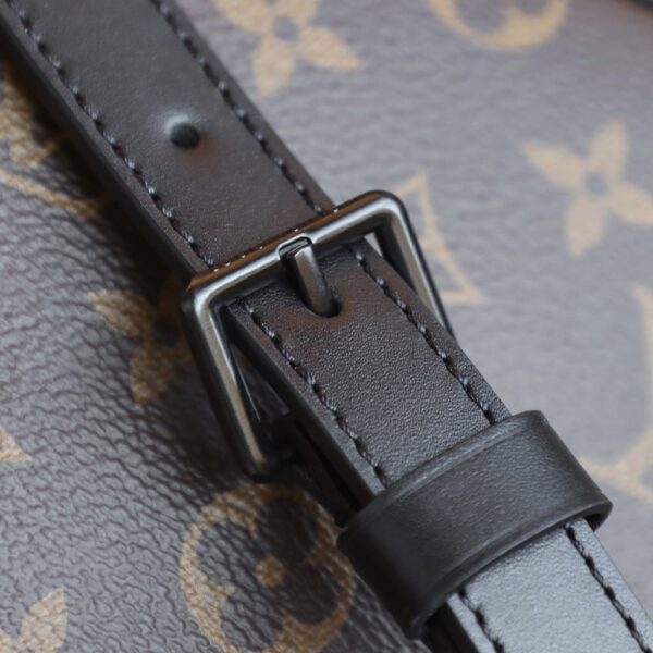 LC711 – Louis Vuitton ???????????????????????????????????????????? M69404 Top Quality