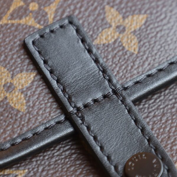 LC711 – Louis Vuitton ???????????????????????????????????????????? M69404 Top Quality