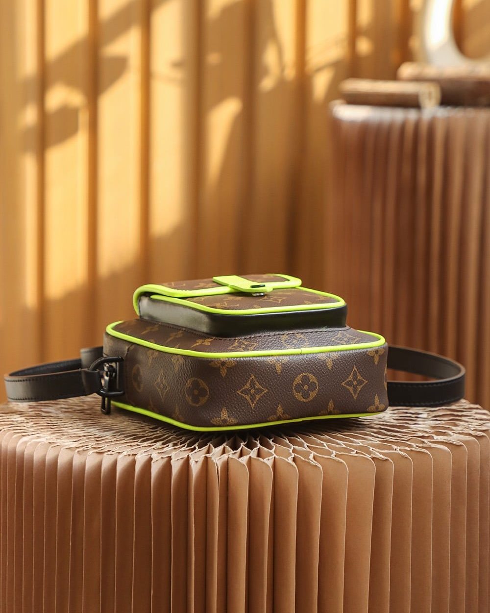 LC712 – Louis Vuitton ??????????? M69404 Top Quality