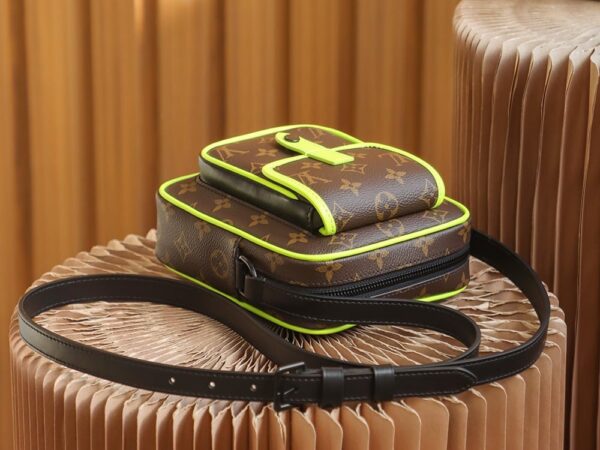 LC712 – Louis Vuitton ??????????? M69404 Top Quality