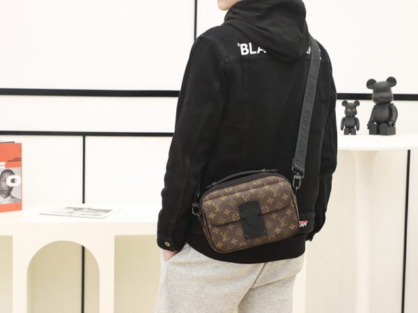 LC713 – Louis Vuitton ???? ???????????????? M45806 Top Quality