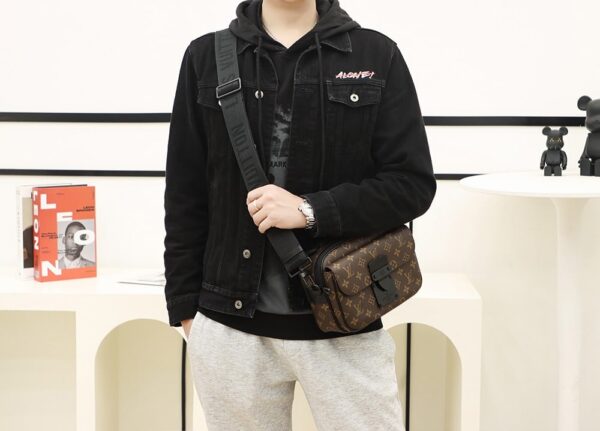 LC713 – Louis Vuitton ???? ???????????????? M45806 Top Quality