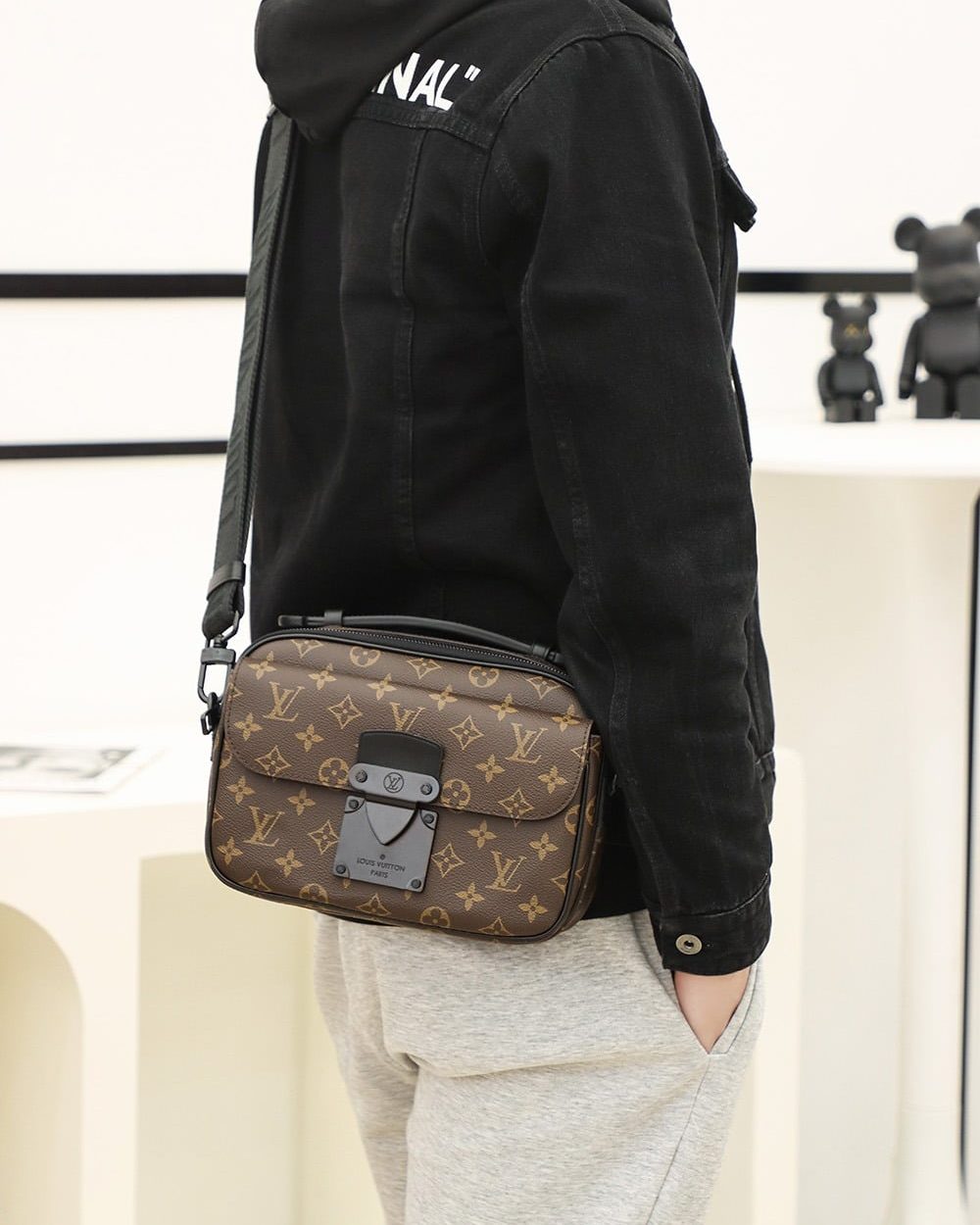 LC713 – Louis Vuitton ? ???? M45806 Top Quality