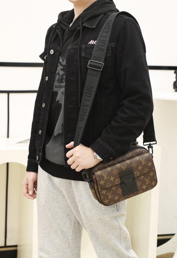 LC713 – Louis Vuitton ???? ???????????????? M45806 Top Quality