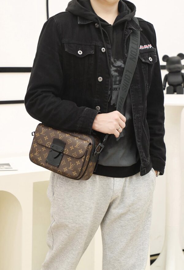 LC713 – Louis Vuitton ???? ???????????????? M45806 Top Quality