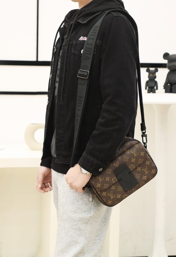 LC713 – Louis Vuitton ???? ???????????????? M45806 Top Quality