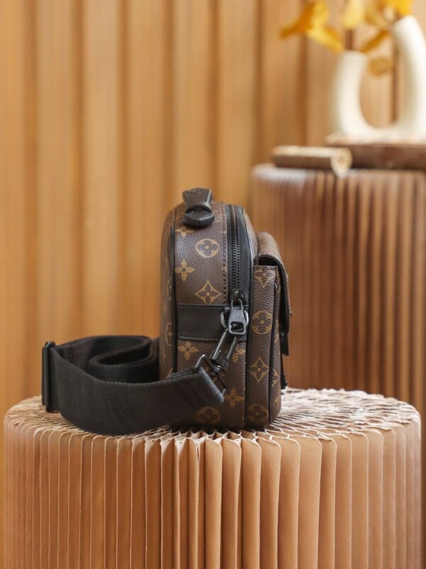 LC713 – Louis Vuitton ???? ???????????????? M45806 Top Quality