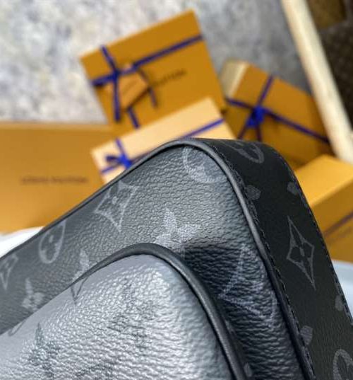 LC84 - Louis Vuitton Women’s Fashion Bag 