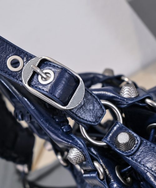 Le Cagole Small Bucket Bag In Black/Dark Blue/Sliver Tone For Women 11.8in/30 cm 7024321VG9Y1000
